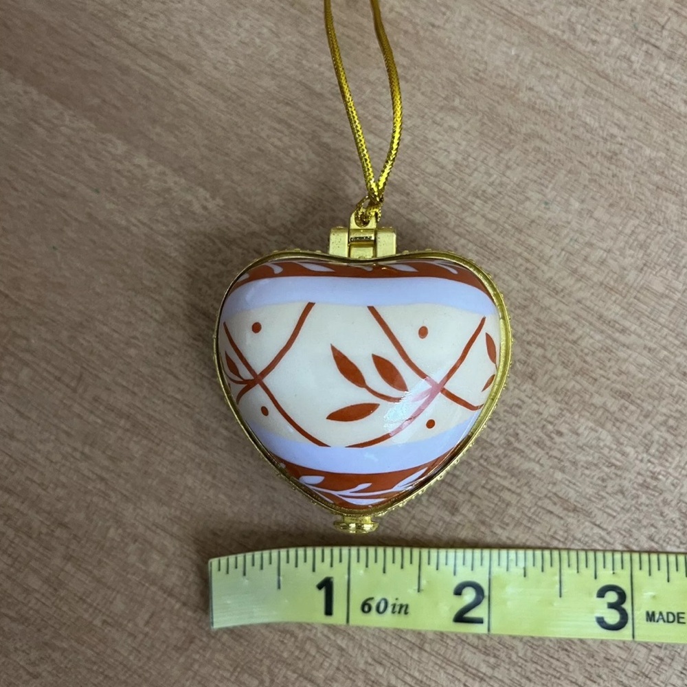 3 Valerie Parr Hill Porcelain Hearts Hope Peace Laughter Memory Trinket Ornament - Picture 11 of 12